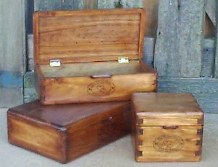 Country_style_small_wooden_%20boxes.JPG
