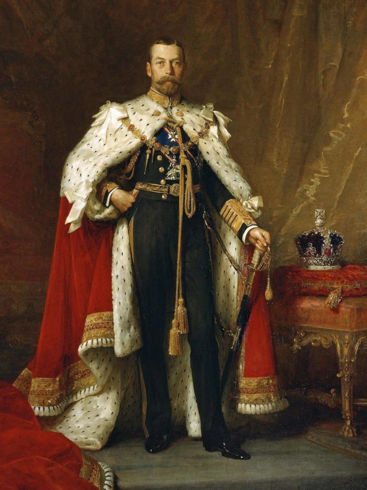 1200px-King_George_V_1911_color-crop.jpg