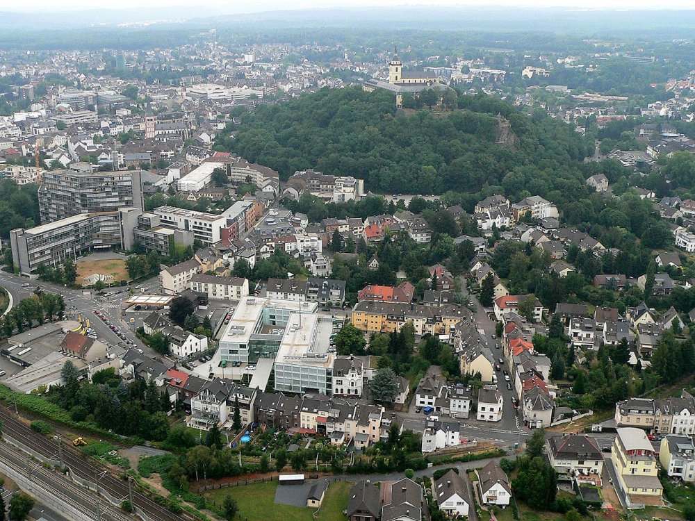 1280px-Luftbild_Siegburg.jpg