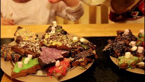 baby girl makes Christmas gingerbread with her dog - HideoutTV
