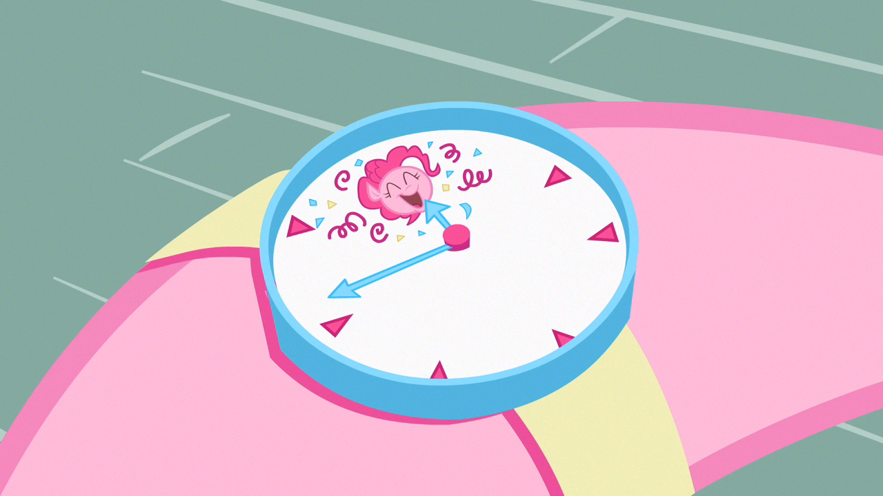 Pinkie_Pie's_watch_S2E13.png