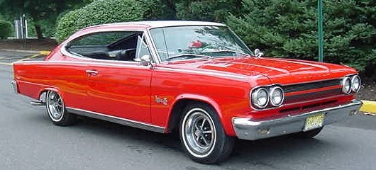 1965_AMC_Marlin_FrontRightSide_RedWht.JP