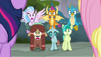 Young Six completely stunned S8E2