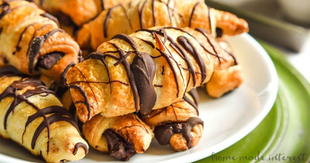 Chocolate-Croissants-in-20-minutes_FB.jp