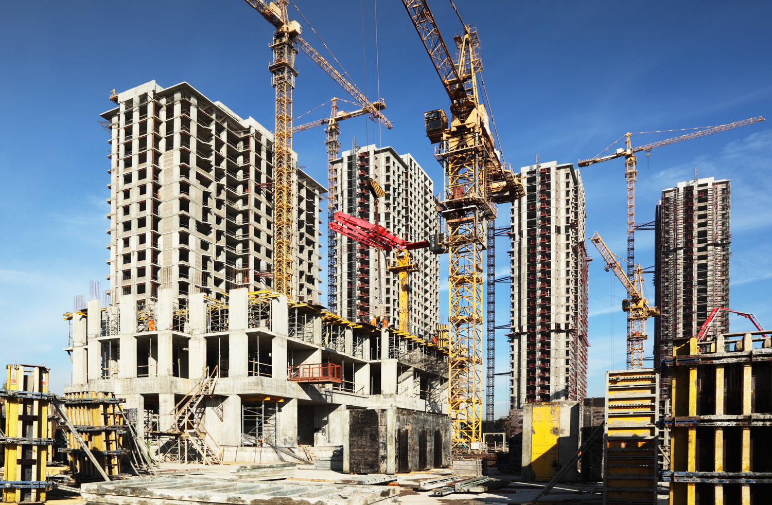 Commercial-Construction-Site-Med.jpg