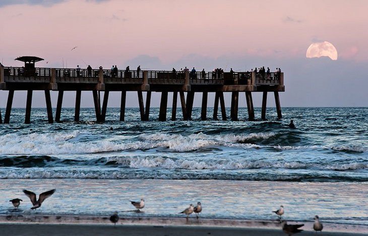 Jacksonville-Beach-Fishing-Pier.jpg