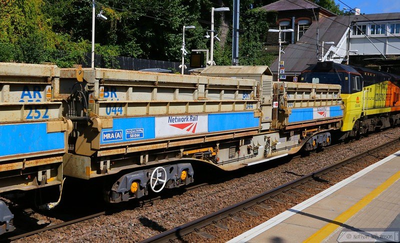 MRA...501044...12-08-16...6L37-L.jpg