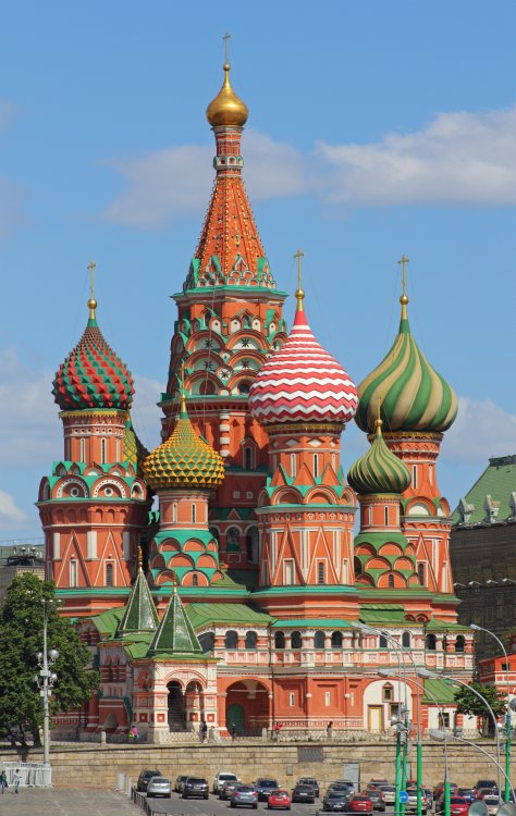 Moscow_05-2012_StBasilCathedral.jpg