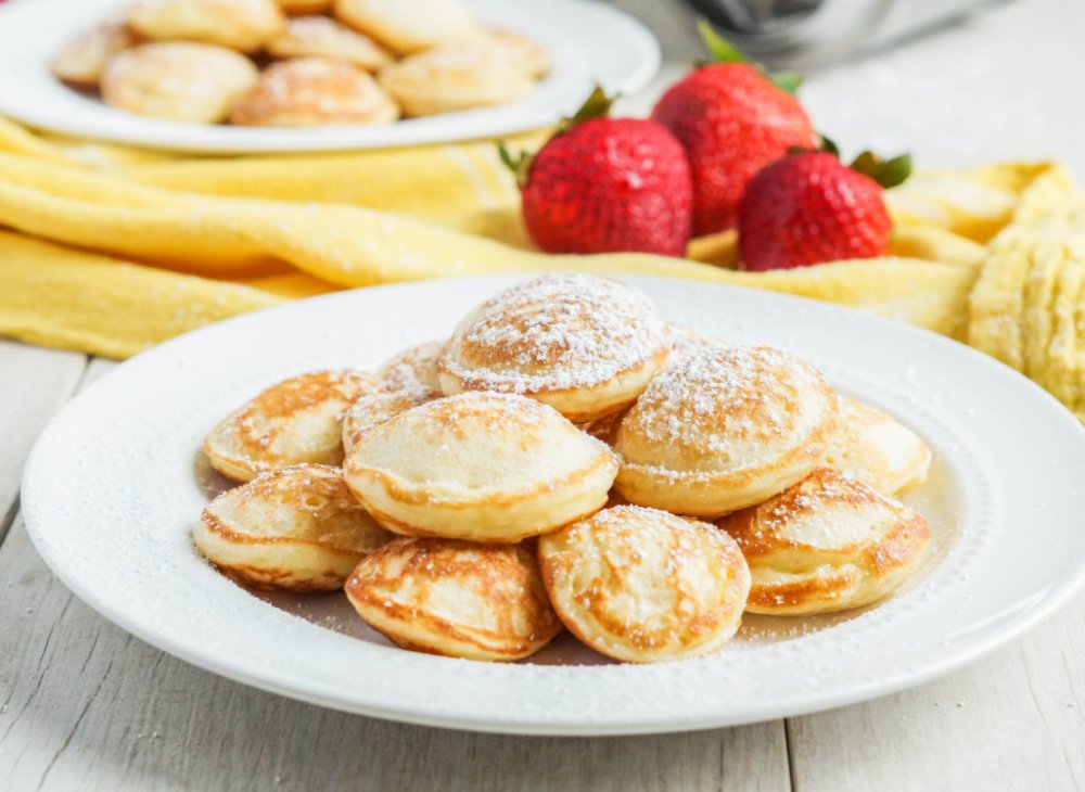 Poffertjes-Dutch-Mini-Pancakes-5-of-5-10