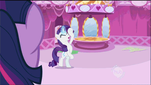Rarity-Goes-To-Sleep-On-The-Magic-Couch-