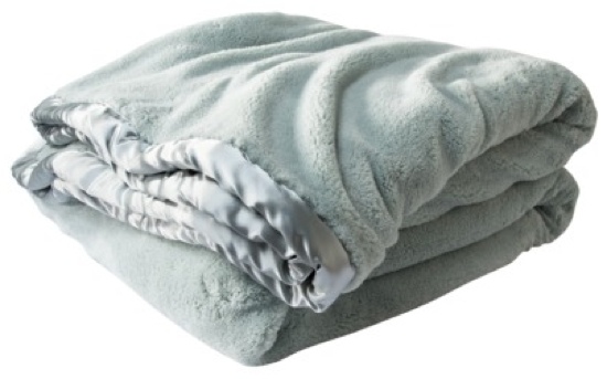 Simply-Shabby-Chic-Chic-Cozy-Blanket.jpg