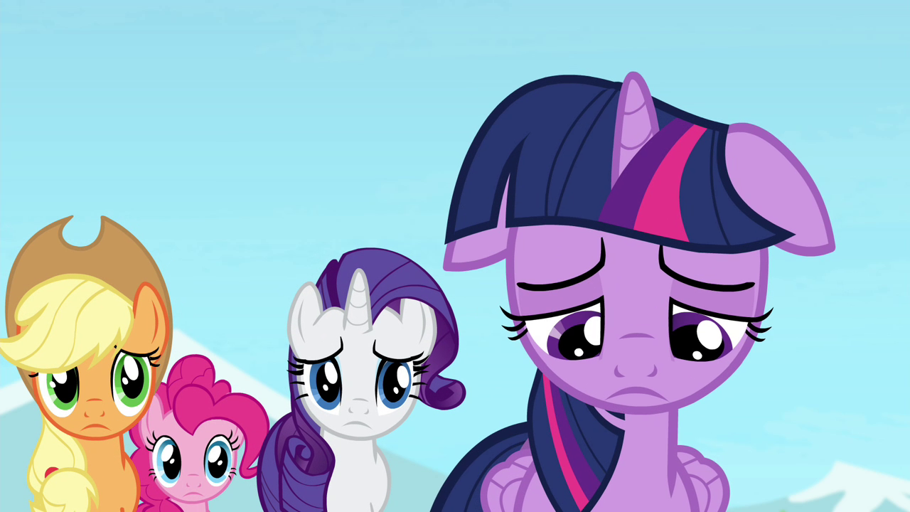 Twilight_uncertain_of_herself_S4E25.png