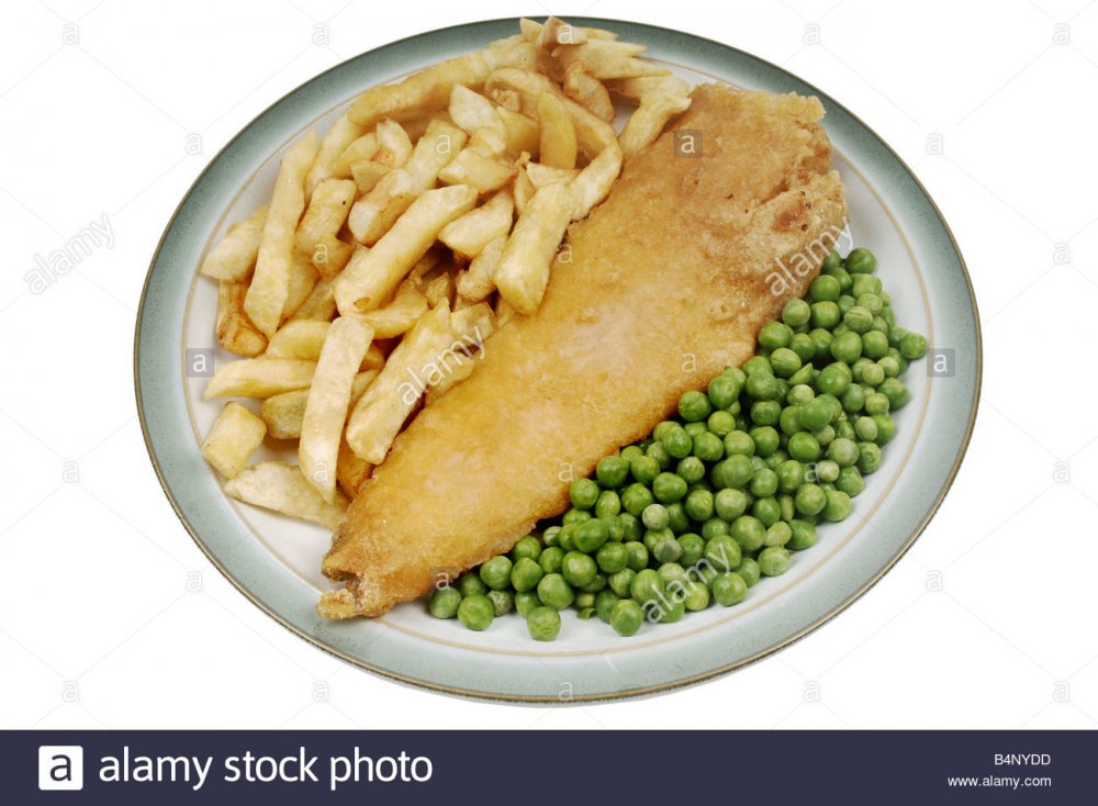 a-plate-of-fish-chips-and-peas-B4NYDD.jp