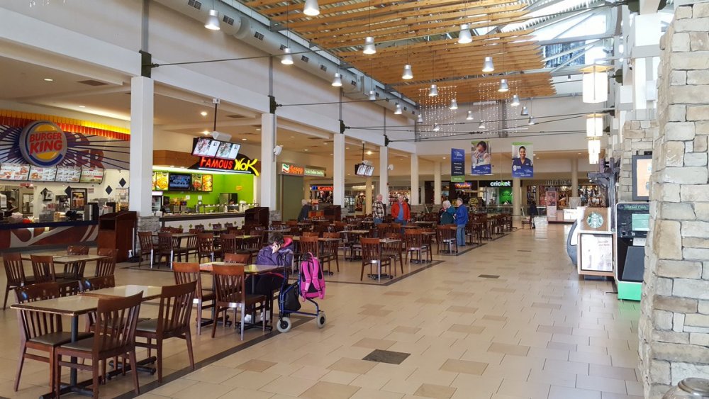 aurora-mall-food-court.jpg
