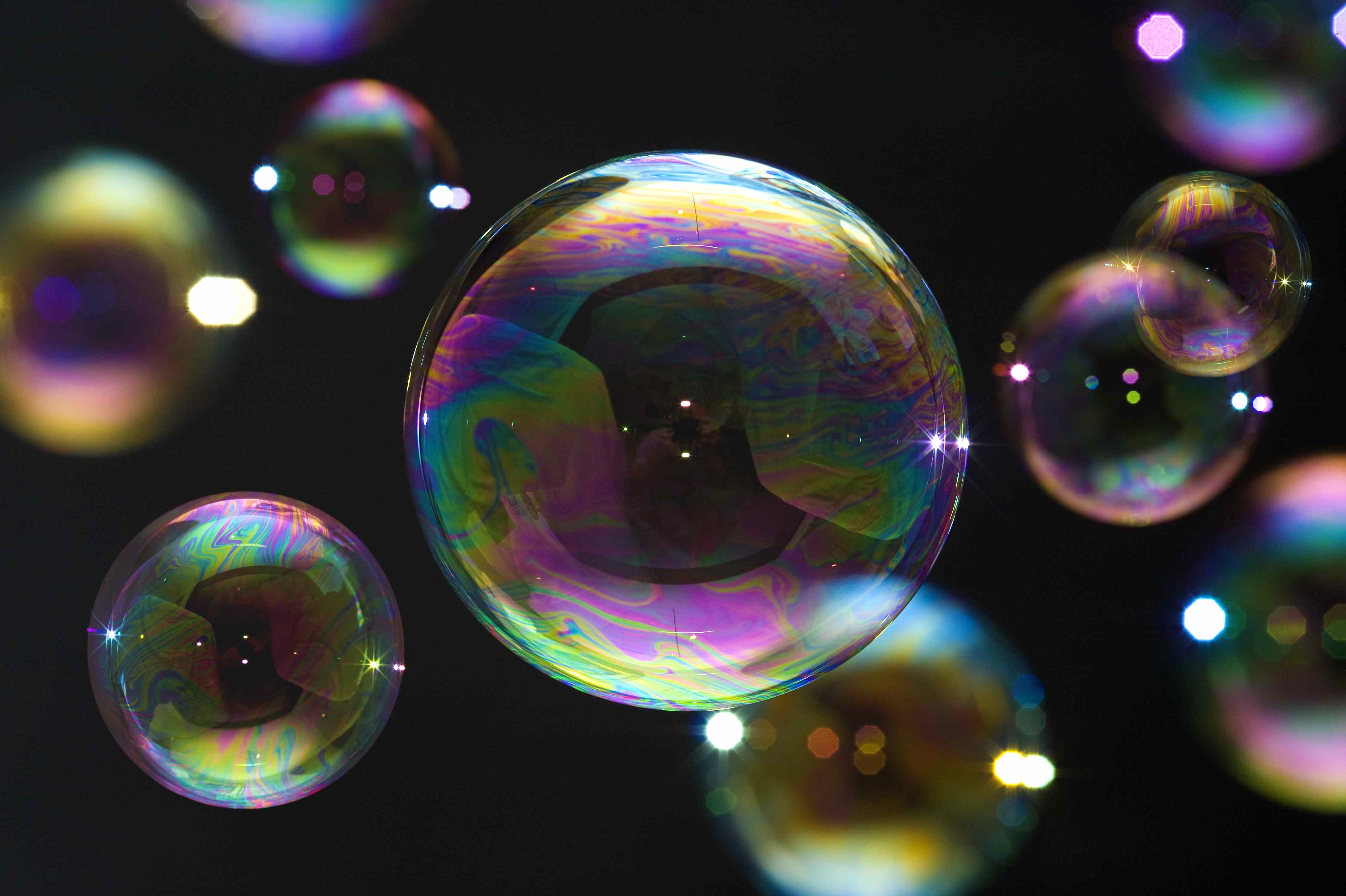 blowing-bubbles-small-113406397_1.jpg