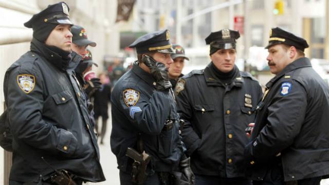 policeofficers_040915getty.jpg?itok=sq3f