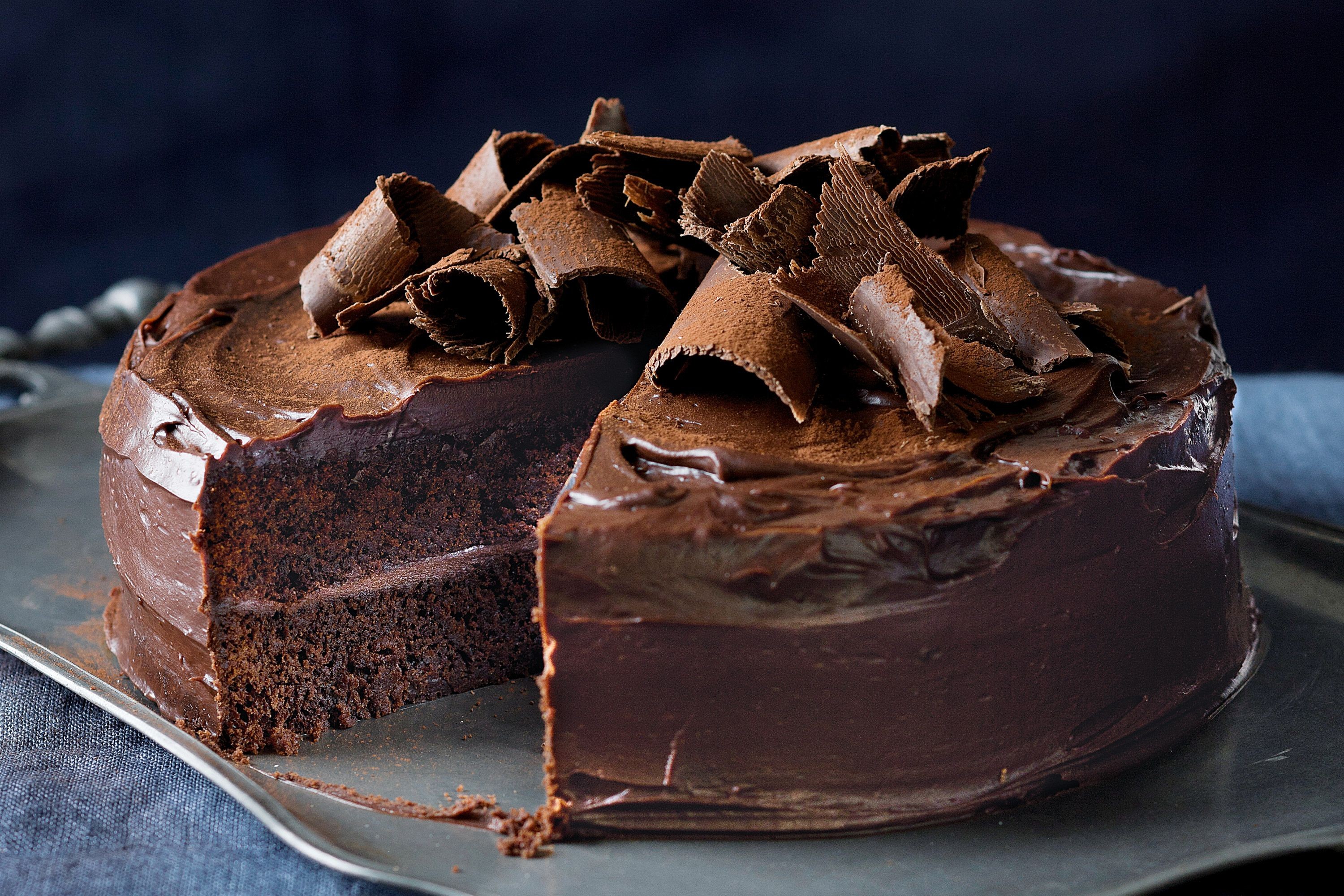 favourite-chocolate-cake-60559-1.jpeg