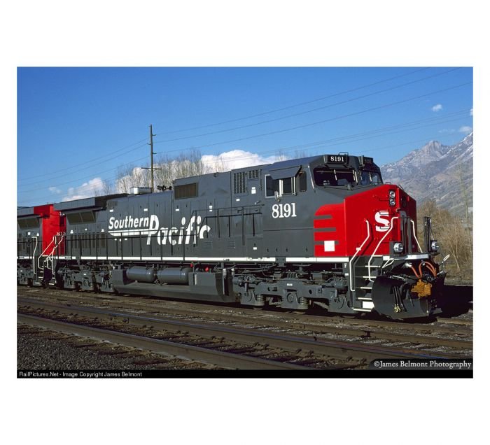 InterMountain HO GE C44-9W, DCC, Southern Pacific #8103, 497208-01