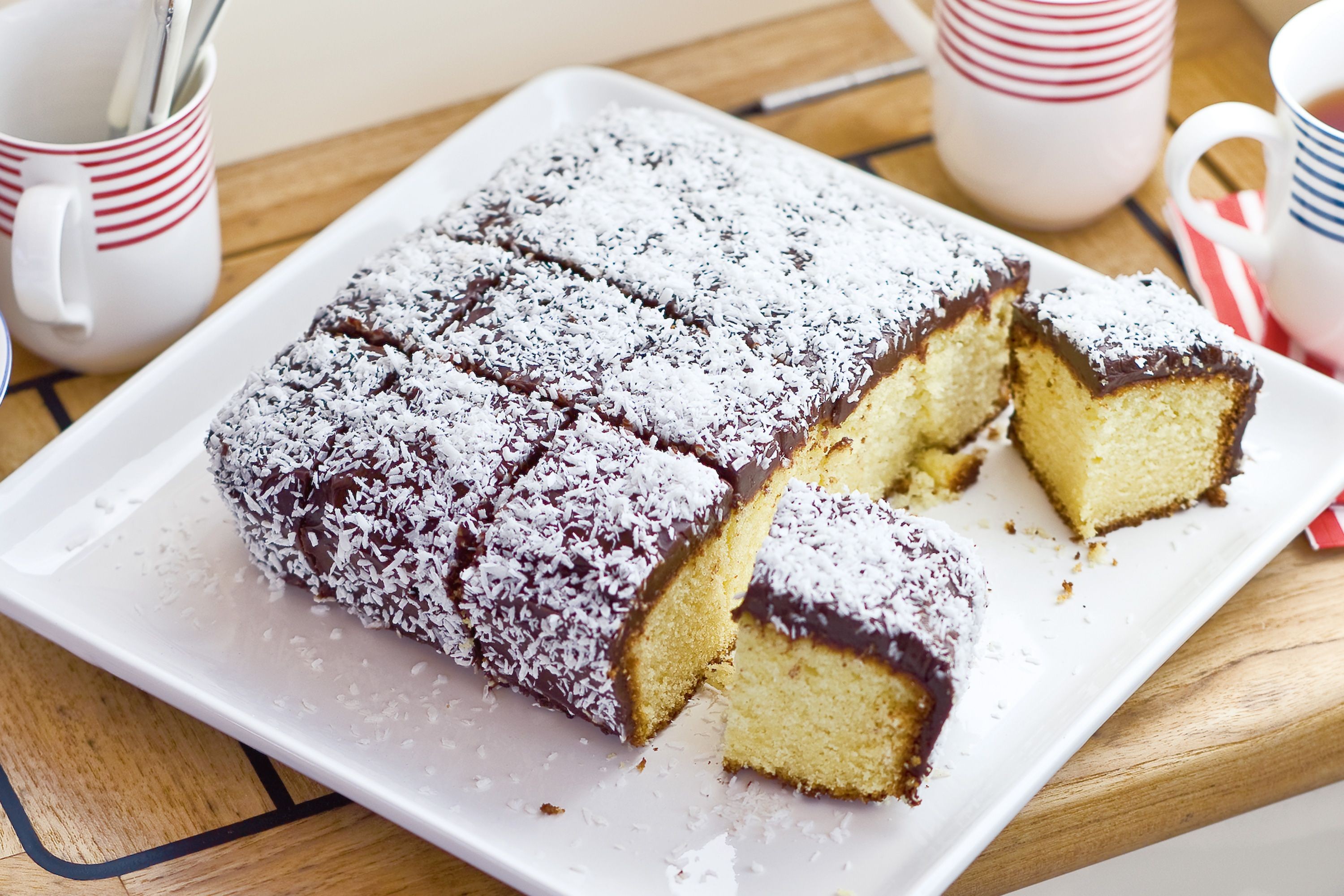 lamington-cake-63168-1.jpeg