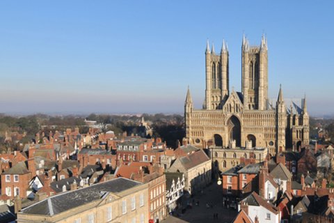 lincoln-cathedral-1-web_480_320_c1_c_c_0