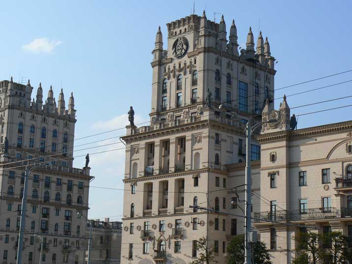 minsk-city-gates-01.jpg