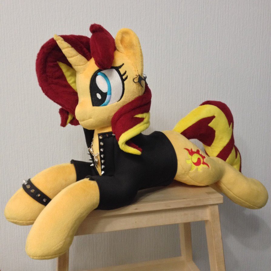 plushie_sunset_shimmer_by_burgunzik-dbse