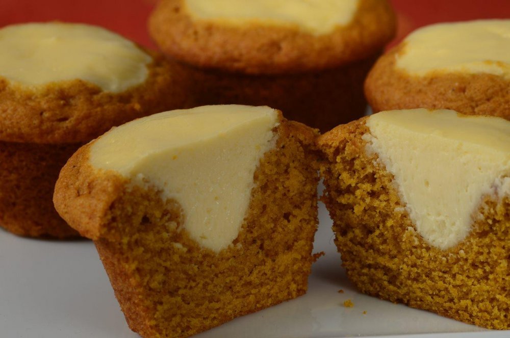 pumpkincreamcheesemuffins.jpg