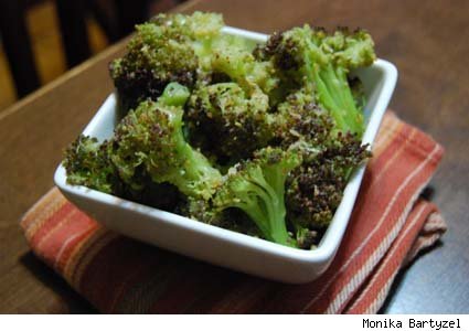 seasoned-steamed-broccoli.jpg