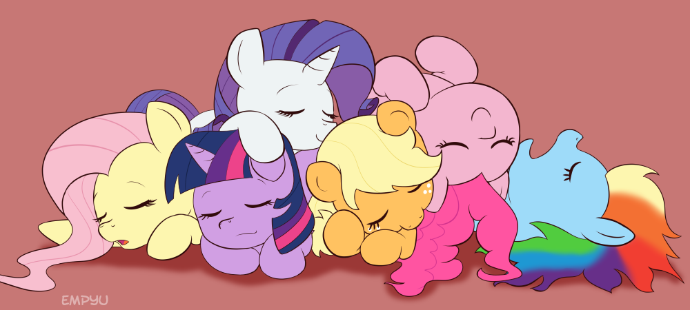 Sleeping Ponies by Empyu