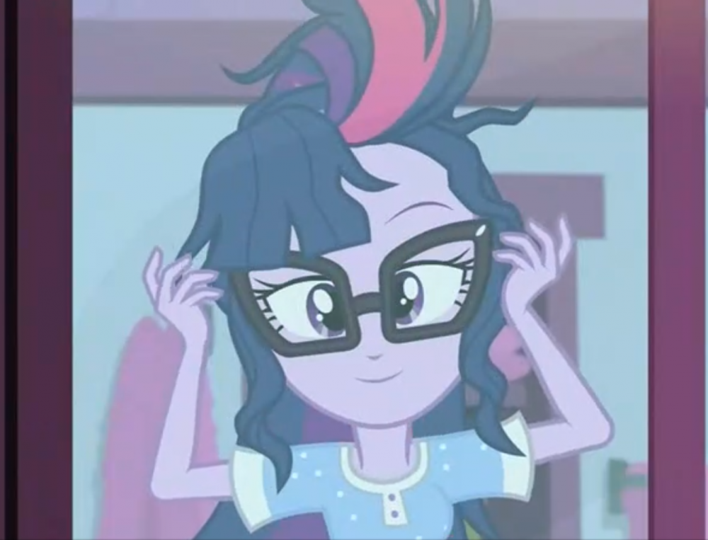 Messy Haired Sci-Twi Cropped.png