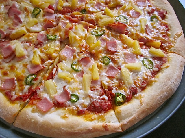 598feb16b2568_SpicyHawaiianPizza.jpg.d4fa9225f3cb6ebb216d881208400c30.jpg