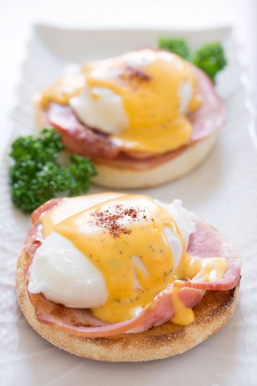 recipeeggs-benedict-recipe.1024x1024.thumb.jpg.779c63fef485a6d0670ccde9838525ca.jpg