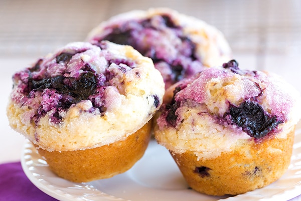 blueberry-muffins-31-600.jpg.74ae6f8ba75703ace26b59efa3b59ba5.jpg