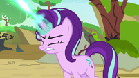 Starlight_Glimmer_firing_magic_at_Pharynx.png.1567fdf63ded46a974543fef9fd3c030.png