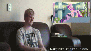 brony-cadence-reaction-o.gif.c1acc226881cc3bd8ba400f75696457a.gif