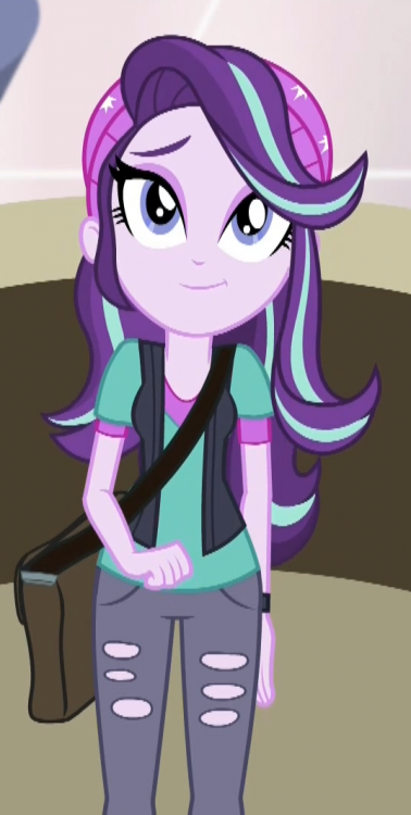 1448219__safe_screencap_starlight+glimmer_equestria+girls_mirror+magic_spoiler-colon-eqg+specials_cropped_cute_female_glimmerbetes_ripped+pants_solo.png