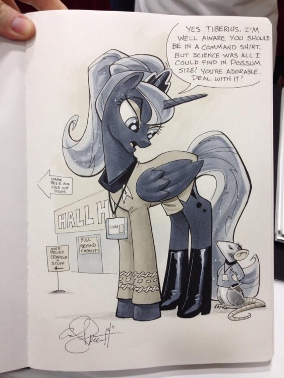 5acae25995755_683374__safe_princessluna_clothes_cosplay_openmouth_costume_alternatehairstyle_frown_pun_speechbubble.thumb.jpeg.140af1491b7c9aa26e2be759dbaadc2f.jpeg