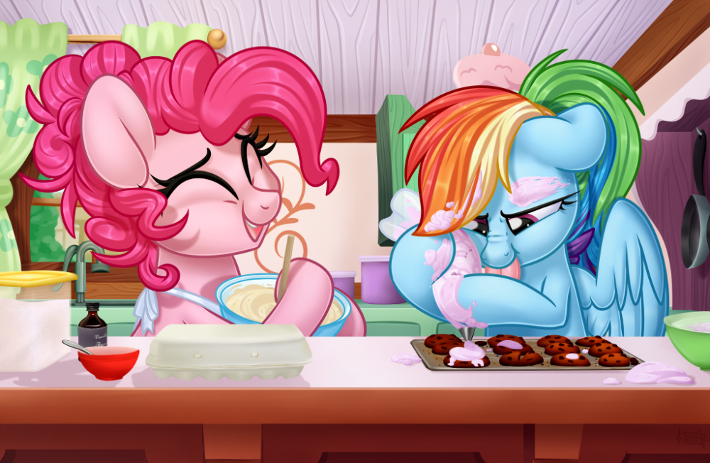 pinkie_pie_and_rd_baking_print_smol_by_kellythedrawinguni-dcammvu.thumb.png.626a1ddc854e86ca8e39bf78914f24fa.png