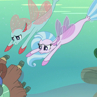Ocellus_and_Silverstream_swim_down_to_Yona_S8E9.png.7fba6d32f83d9a973425da05d3b25894.png