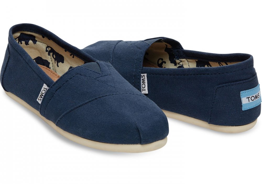 001001B07-NVY-Navy-Canvas-Womens-Classic-H-1450x1015_newcarryover.jpg