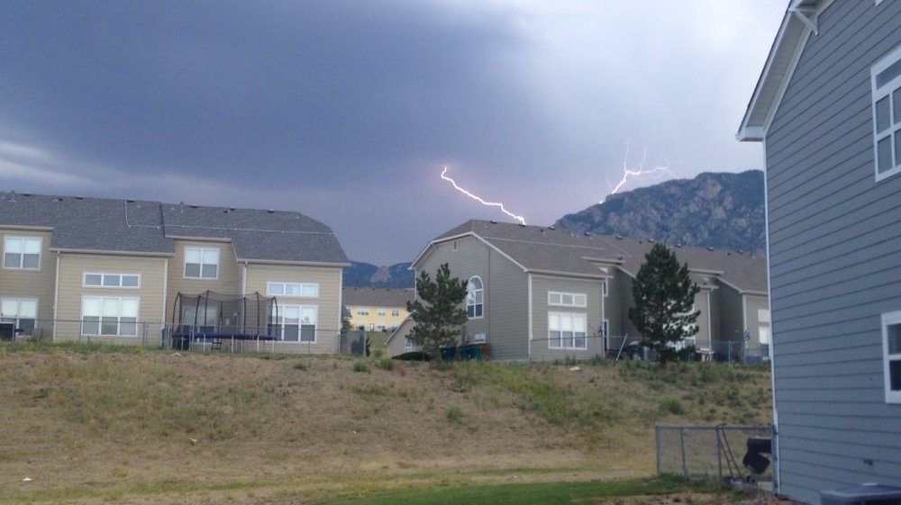 vlc 2018-07-09 22-37-00-624.jpg