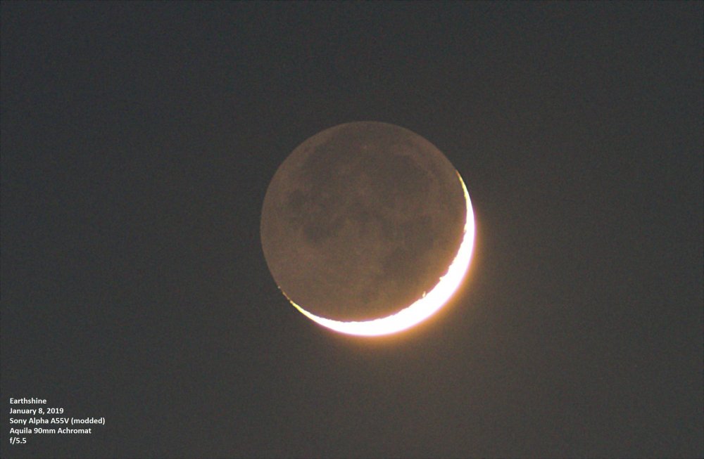 Crescent Moon Earthshine_1-8-2019.jpg