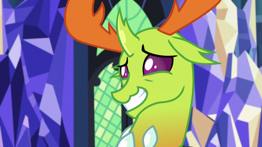 Thorax_grins_awkwardly_at_Twilight_Sparkle_S7E15.thumb.png.25861ec10382d85c0929e32c3e5e7444.png