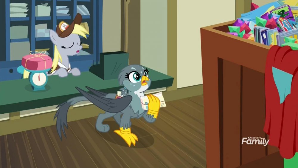 MLPFiM-Se9-ep215-DragonDropped2.thumb.jpg.d26cadb430703ca31f84465e8c6447cf.jpg