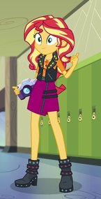 Sunset_Shimmer_waving_to_more_of_her_friends_EGFF.png.eb92ea58e7313ed9cfb6cd653dcaa3f6.png