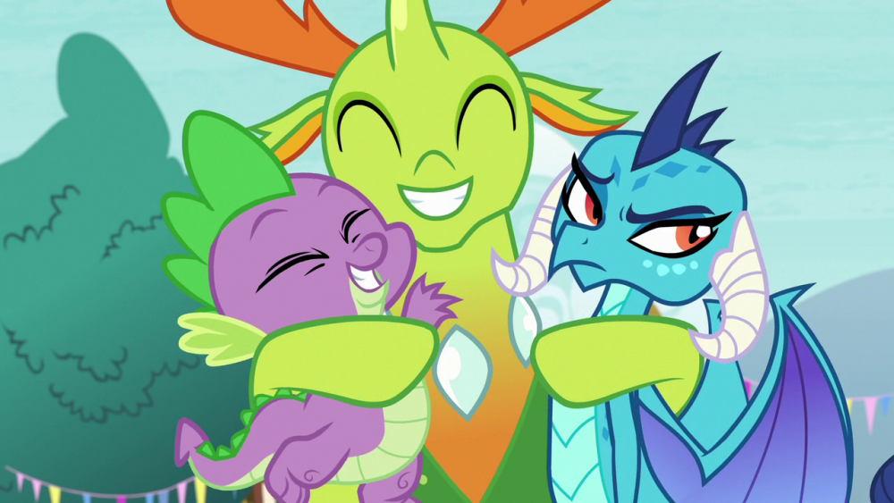Thorax_hugging_Spike_and_Ember_S7E15.thumb.png.0c99e4293d4b960284370f5ce4fb0429.png