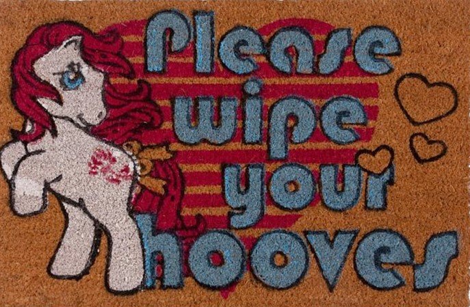 1489640760_my-little-pony-wipe-your-hooves-doormat-gs-01(2).jpg.2e0dbb99012f2d679f3fe4909c4742b1.jpg