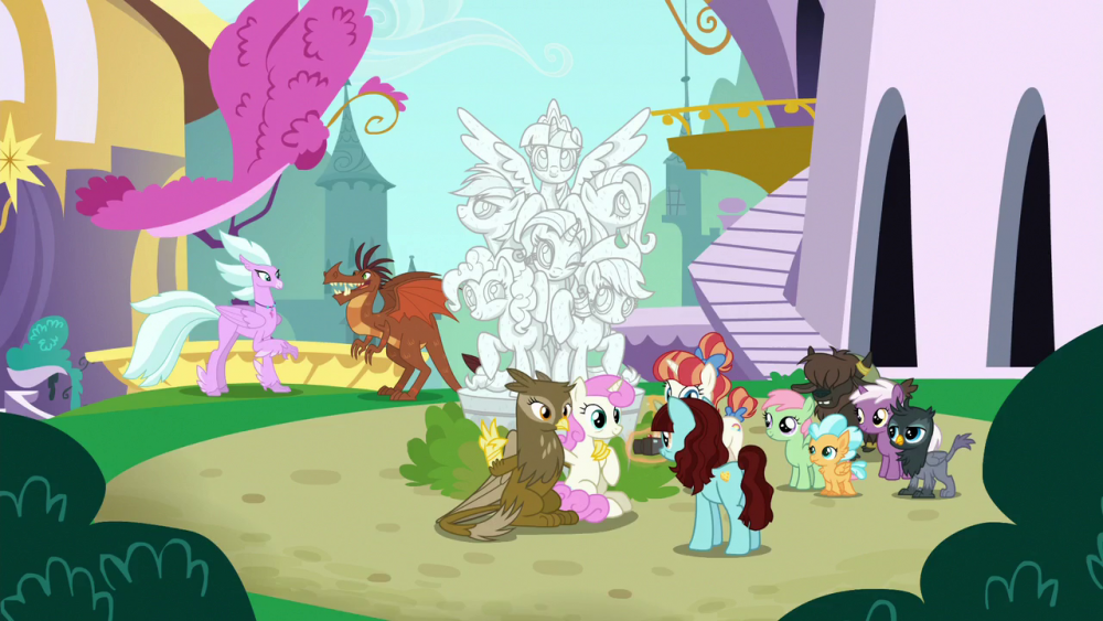 Creatures_around_statue_of_the_Mane_Six_S9E26.thumb.png.9d937758dca7528270b6ce27e4e8ac60.png