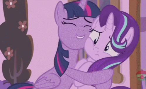 my-little-pony-hug.gif.1c609f9768d5af8e2bfa208a72ebe362.gif